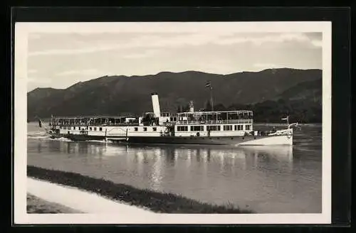 AK Dampfer Johann Strauss auf der Donau