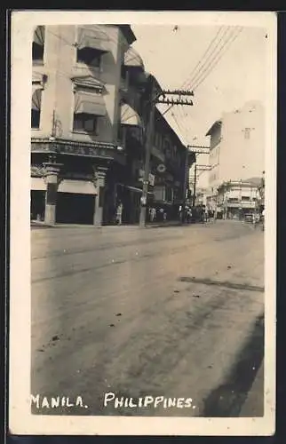 AK Manila, Strassenpartie mit Passanten