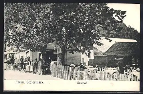 AK Frein /Steiermark, Gasthof, Kutsche am Eingang