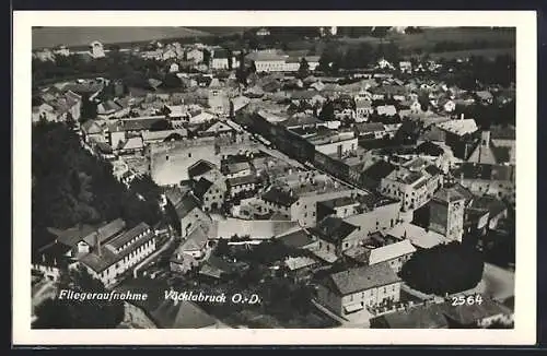 AK Vöcklabruck /O.-D., Teilansicht mit Kirche