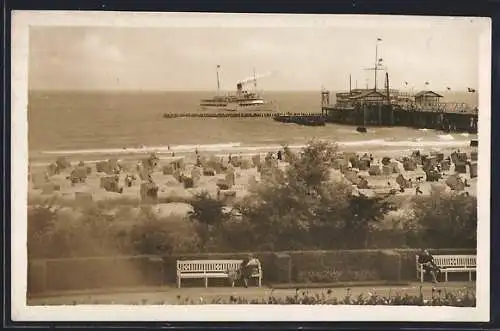 AK Heringsdorf / Seebad, Strand mit Dampfer aus der Vogelschau