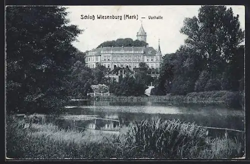 AK Wiesenburg /Mark, Schloss Wiesenburg, Vorhalle