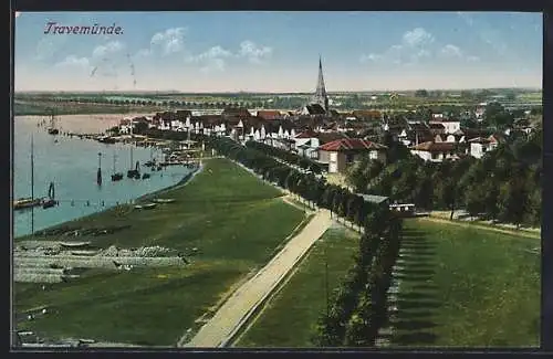 AK Travemünde, Ortsansicht mit Hafen aus der Vogelschau