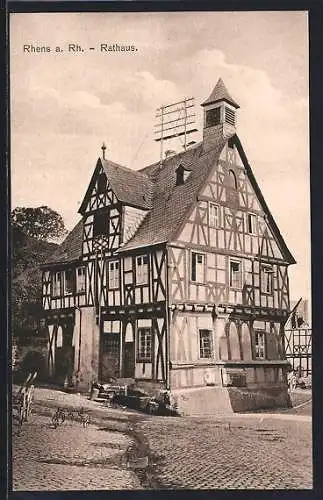 AK Rhens a. Rh., Strassenpartie mit Rathaus