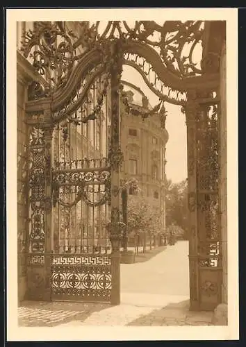 AK Würzburg, Residenz, Südlicher Eingang zum Hofgarten
