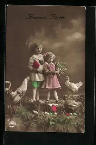 Foto-AK R & K / L Nr. 6090/3: Zwei Kinder mit Ostereiern und Hühnerschar