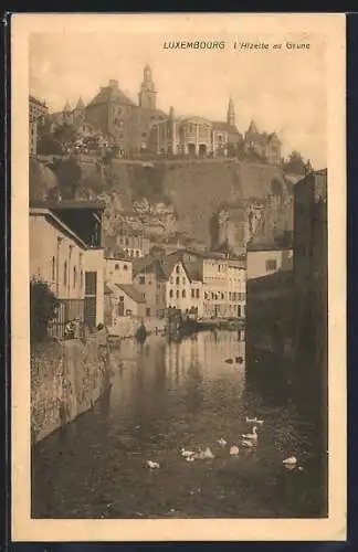 AK Luxemburg, L`Alzette au Grund, Blick entlang des Flusses mit Gänsen