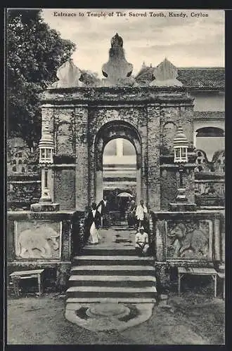 AK Kandy /Ceylon, Entrance to Temple of the Sacred Tooth