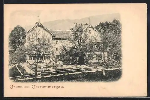 AK Oberammergau, Ortspartie mit Gartenanlage