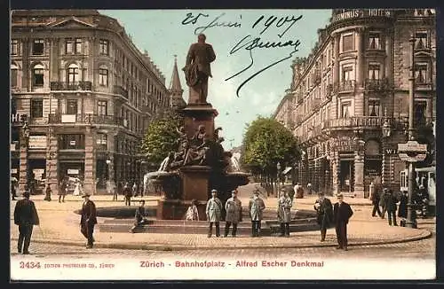 AK Zürich, Bahnhofplatz mit Alfred Escher Denkmal