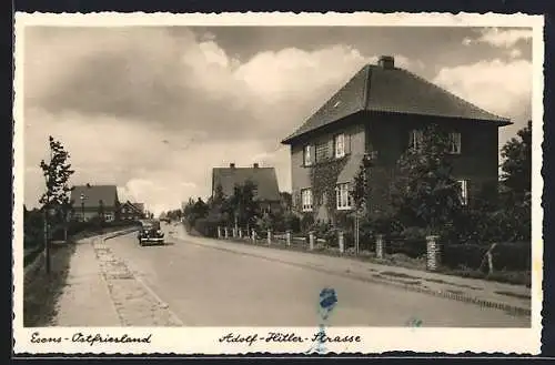 AK Esens, Häuser an der Strasse