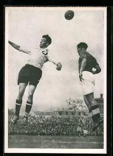 AK Fussball-Spiel Berlin gegen Pressburg im Berliner Poststadion