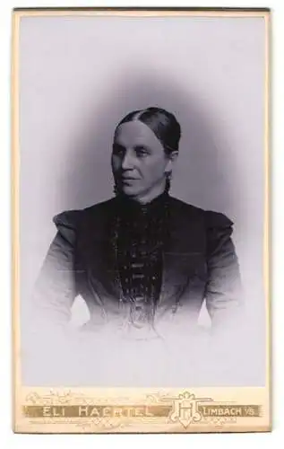 Fotografie Eli Haertel, Limbach i. S., Helenen-Str. 37, Bürgerliche in tailliertem Kleid mit Halskette