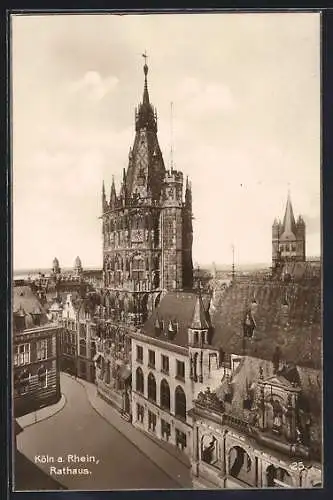 AK Köln a. Rhein, Rathaus mit Strassenpartie