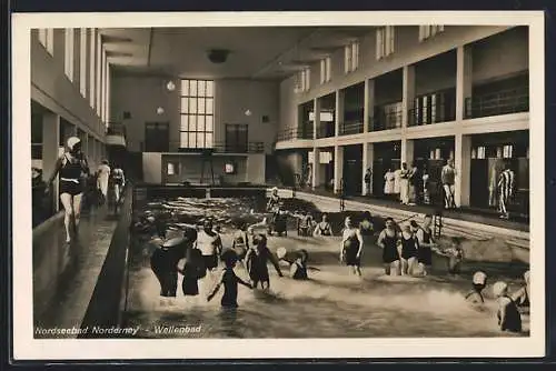 AK Norderney, Badegäste im Meerwasser-Wellenbad