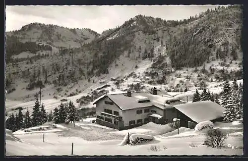 AK Spitzingsee, Restaurant-Café Polizeiheim im Schnee