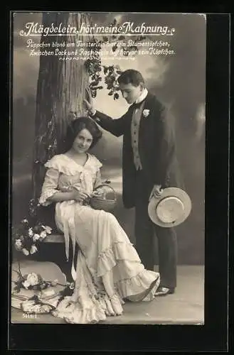 Foto-AK R & K / L Nr. 5418 /1: Junges Paar an einem Baum