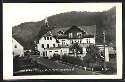 AK Mönichwald, Gasthof-Pension K. Lechner mit Strasse und Turm