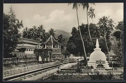 AK Kandy, Templé of the Holy Tooth