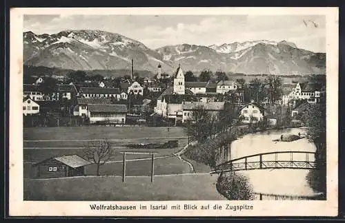 AK Wolfratshausen /Isartal, Ortsansicht mit Brücke und Zugspitze