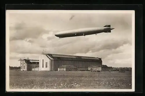 AK Graf Zeppelin über der Werft