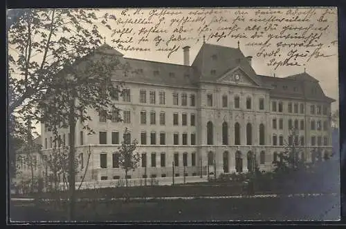 AK Basel, Grosses Gebäude mit Anlagen