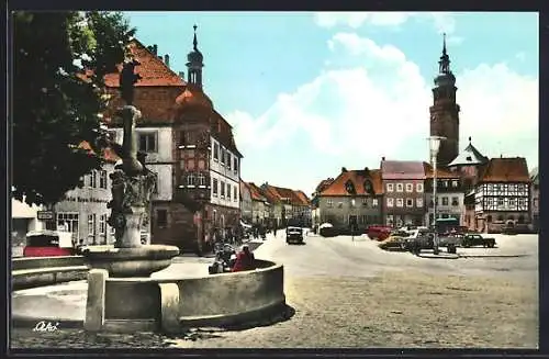 AK Königshofen i. Grabfeld, Bäckerei Alois Kron und Denkmal am Marktplatz