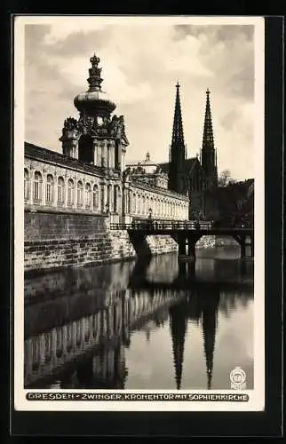 Foto-AK Walter Hahn, Dresden, Nr. 4549: Dresden, Kronentor mit Sophienkirche am Zwinger