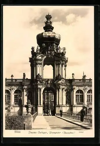 Foto-AK Walter Hahn, Dresden, Nr. 13368: Dresden, Zwinger, Kronentor