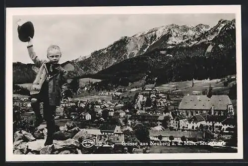 AK Neuberg a. d. Mürz, Teilansicht und Junge in Tracht