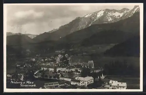 AK Neuberg a. Mürz, Teilansicht mit Strassenpartie