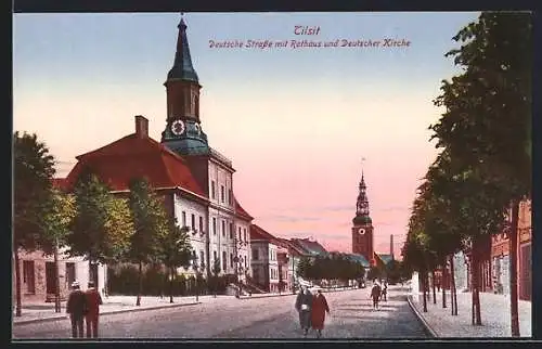 AK Tilsit, Deutsche Strasse mit Rathaus und Deutsche Kirche