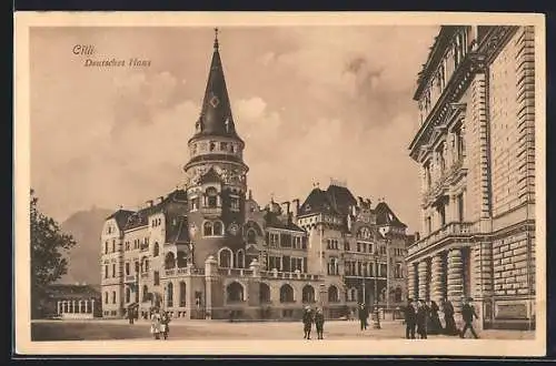 AK Celje / Cilli, Deutsches Haus mit Passanten