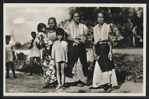 AK Manila, Natives in Manila