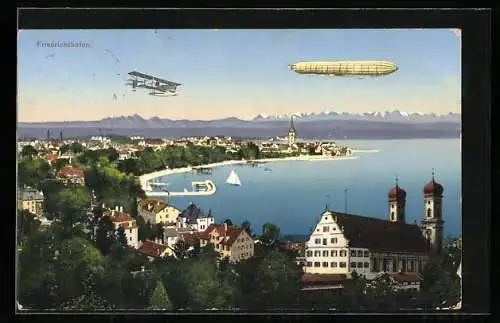 AK Friedrichshafen, Gesamtansicht, Zeppelin und Flugzeug über der Stadt