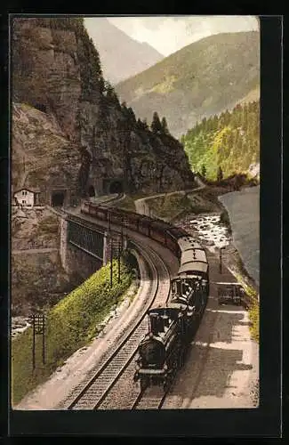 AK Schweizer Eisenbahn bei Tunnelausfahrt