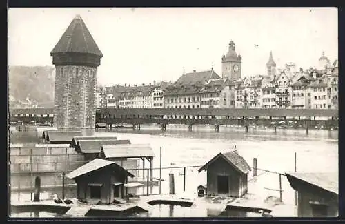 AK Luzern, Entenhäuser an der Kapellbrücke