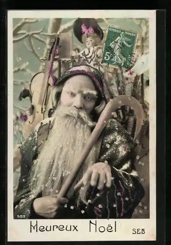 AK Weihnachtsmann mit Gehstock, Geige und Puppe im Wald