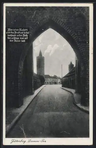 AK Jüterbog, Dammtor mit Blick zum Turm