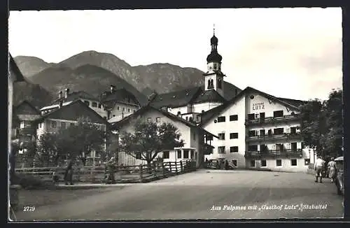 AK Fulpmes /Stubaital, Strassenpartie mit Gasthof Lutz