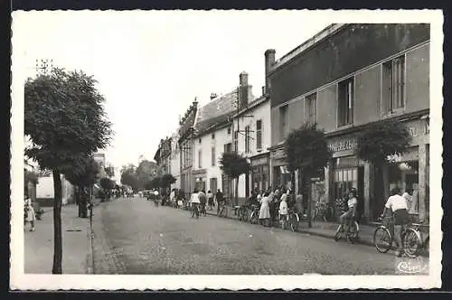 AK Thaon-les-Vosges, Rue d`Alsace