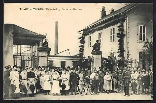 AK Thaon-les-Vosges, Usine WIillig, Sortie des Ouvriers
