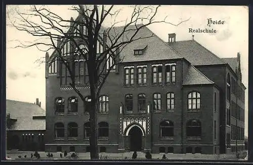 AK Heide / Holstein, Realschule mit Hof