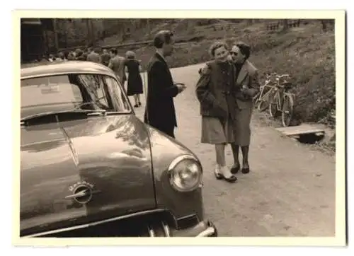 3 Fotografien Auto Opel Rekord, PKW auf einer Passstrasse