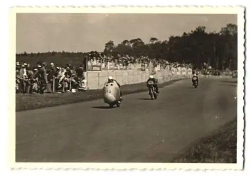 12 Fotografien Motorradrennen, Watsonian, Beiwagenrennen