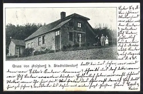 AK Stadtoldendorf, Gasthof Holzberg mit Wirtsleuten und Nebengebäude