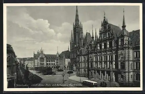 AK Wiesbaden, Platz mit Rathaus und Marktkirche