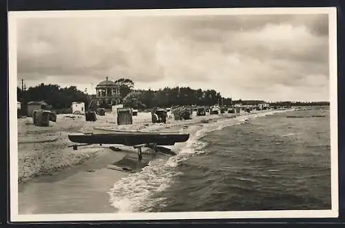 AK Scharbeutz, Strand, Boot, Pavillon