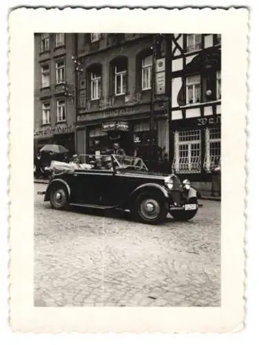 Fotografie Auto, Mercedes Cabrio Limousine mit Kennzeichen: IT-2047