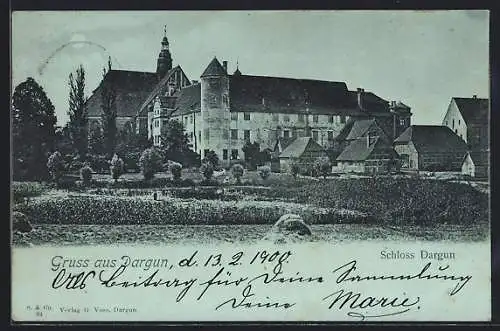 Mondschein-AK Dargun, Schloss-Panorama mit Anlagen, Teich und Häusern